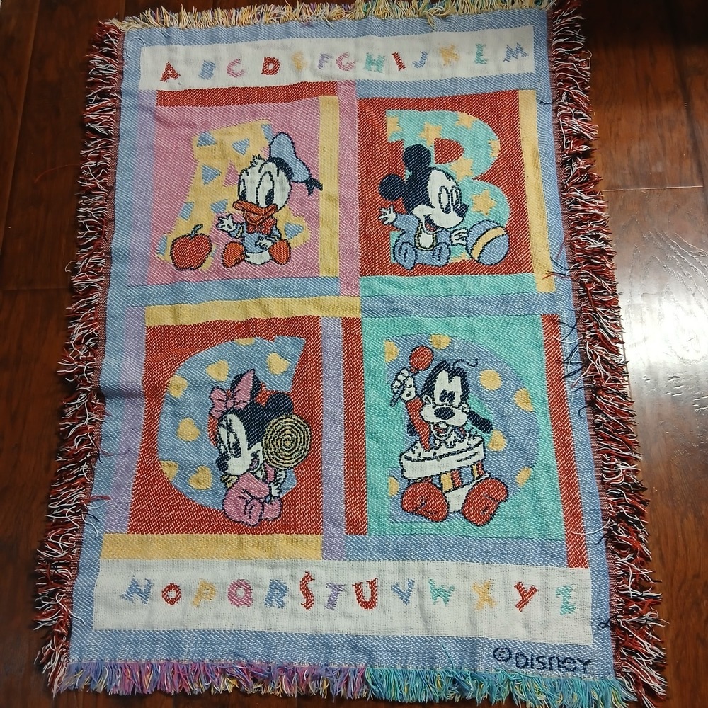 Walt Disney Mickey Babies Woven Throw Blanket Tapestry Mickey Minnie Donald